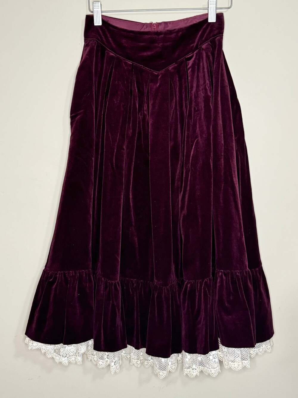 Vtg Jessica's Gunnies Skirt Womens 7 Maroon Velvet with Lace Cottagecore USA